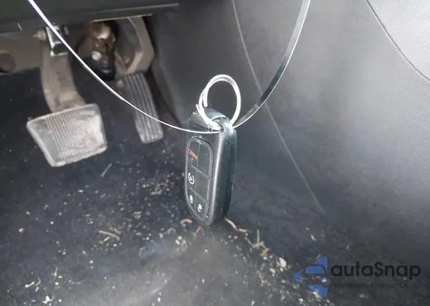 2015 Jeep Cherokee Limited из США, поврежденный, VIN 1C4PJMDS4FW576579